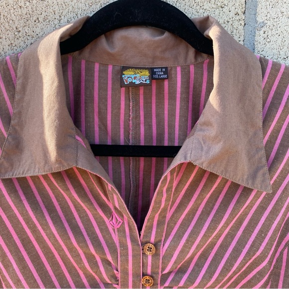 Volcom Gals, Vintage Brown and Pink Retro Striped Button Down, Top - Picture 4 of 7
